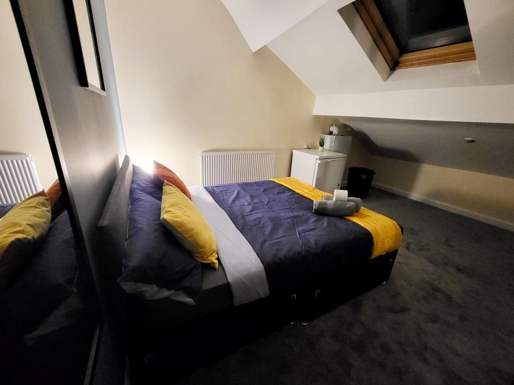 Stay Sleep Rest - Oldham Exterior photo